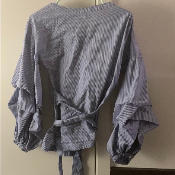 Blouse with blue checkered pattern - Picture 2 of 3